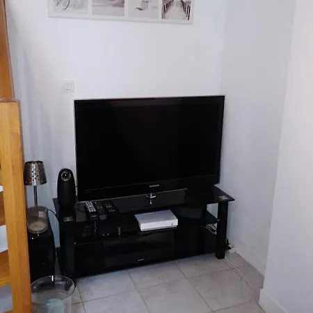 Jean De Vienne Apartment